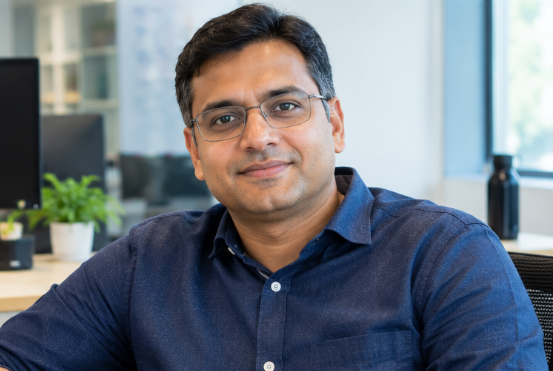 Alok J.